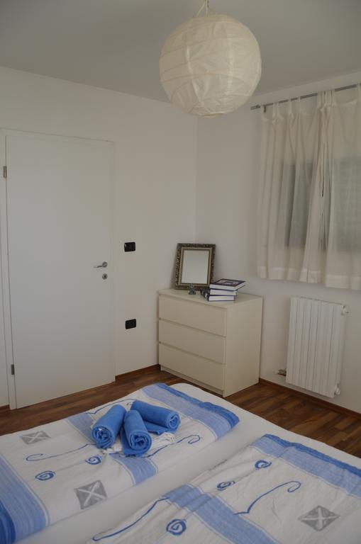 Apartments Bertok Koper Habitación foto